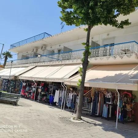 Malvina Kallithea (Chalkidiki)