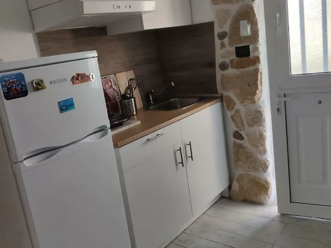 Malvina Kallithea (Chalkidiki)